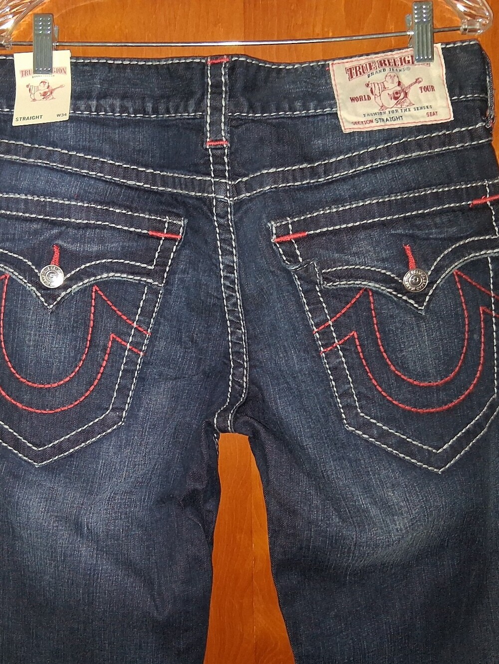 True Religion Men’s Dark Blue Jeans with Red Stitching Big T straight Leg 34 NeW